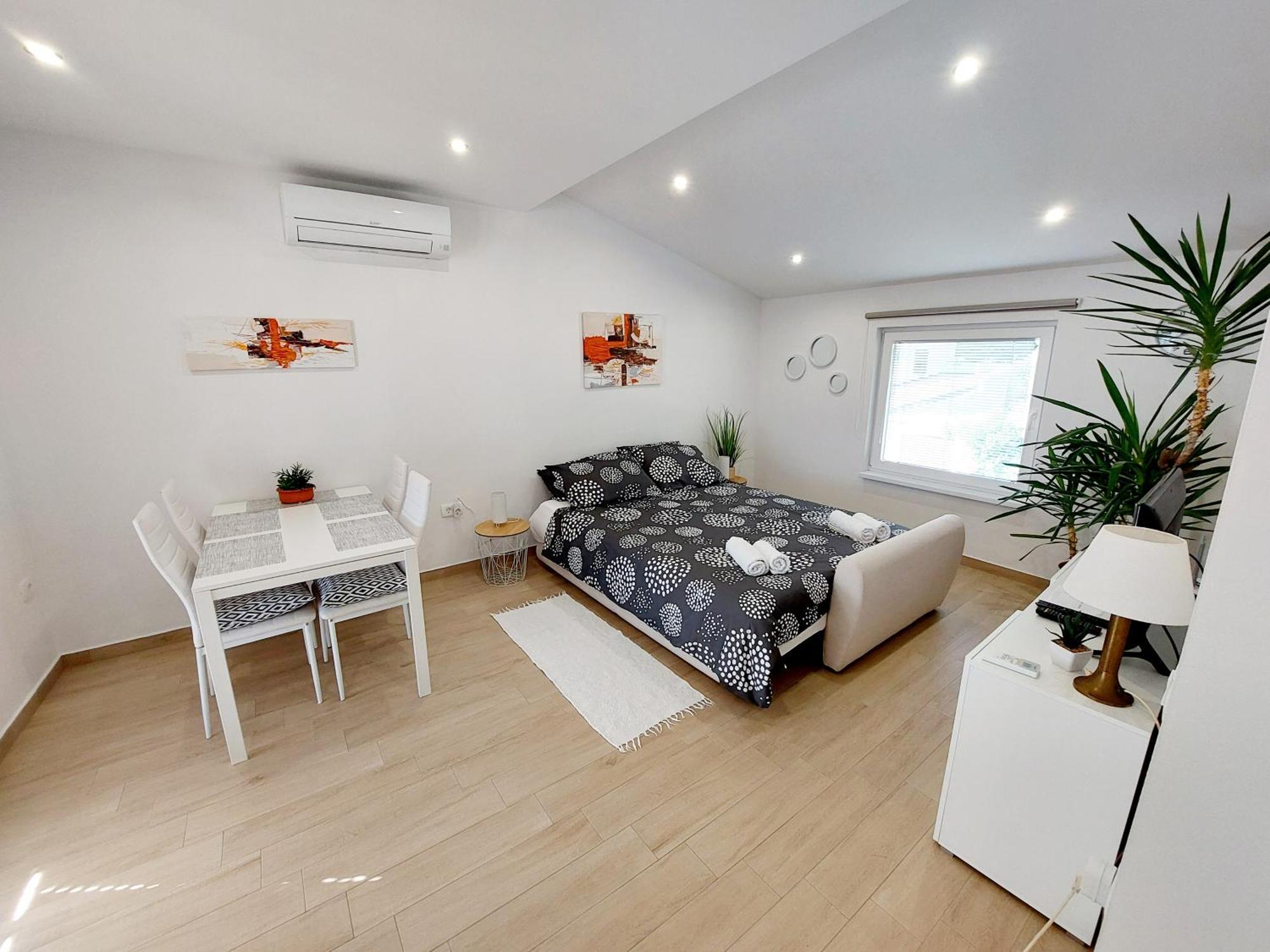 M&M Sunset Apartments Порторож Екстериор снимка